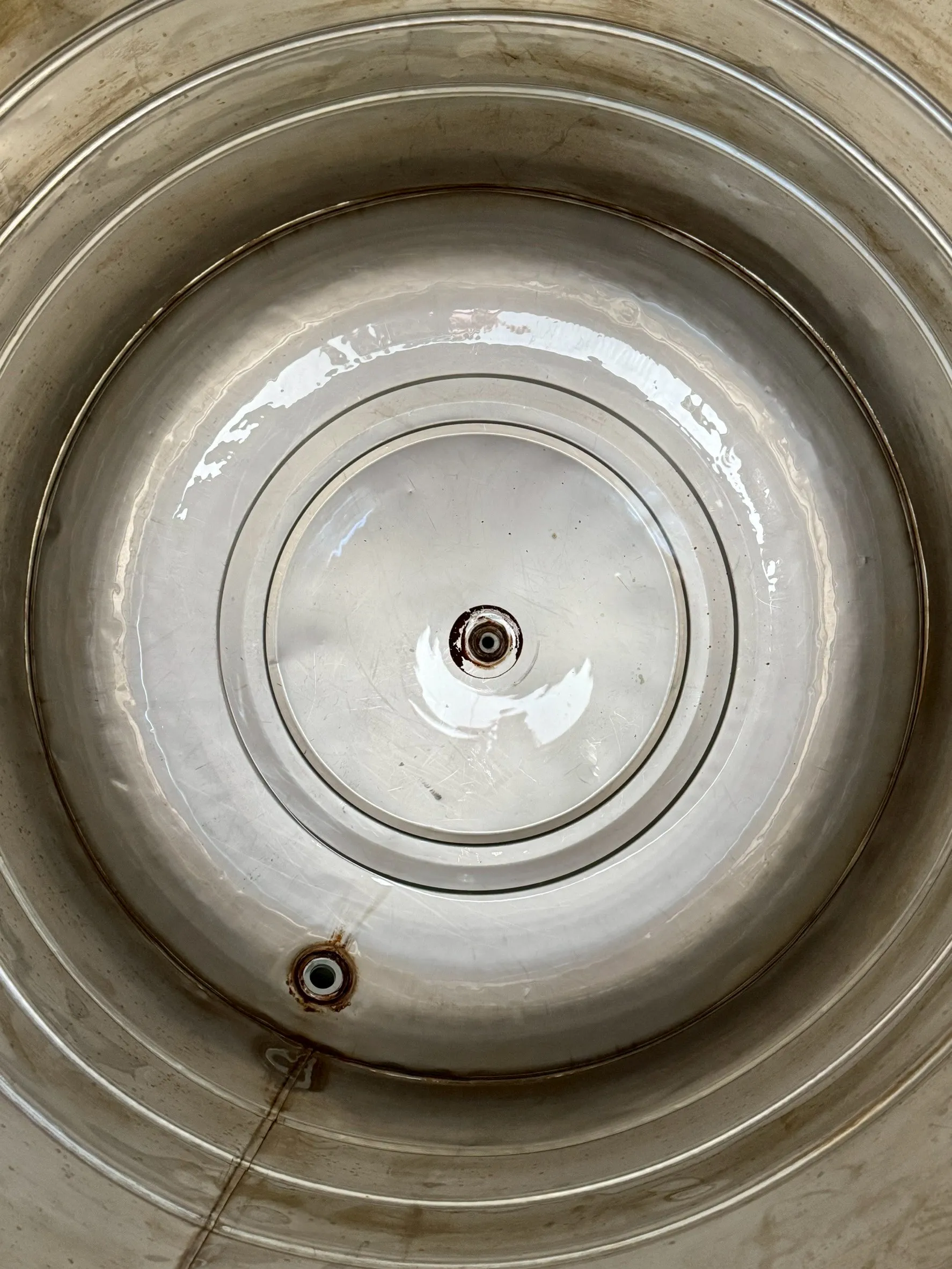 桃園莊小姐水塔清洗