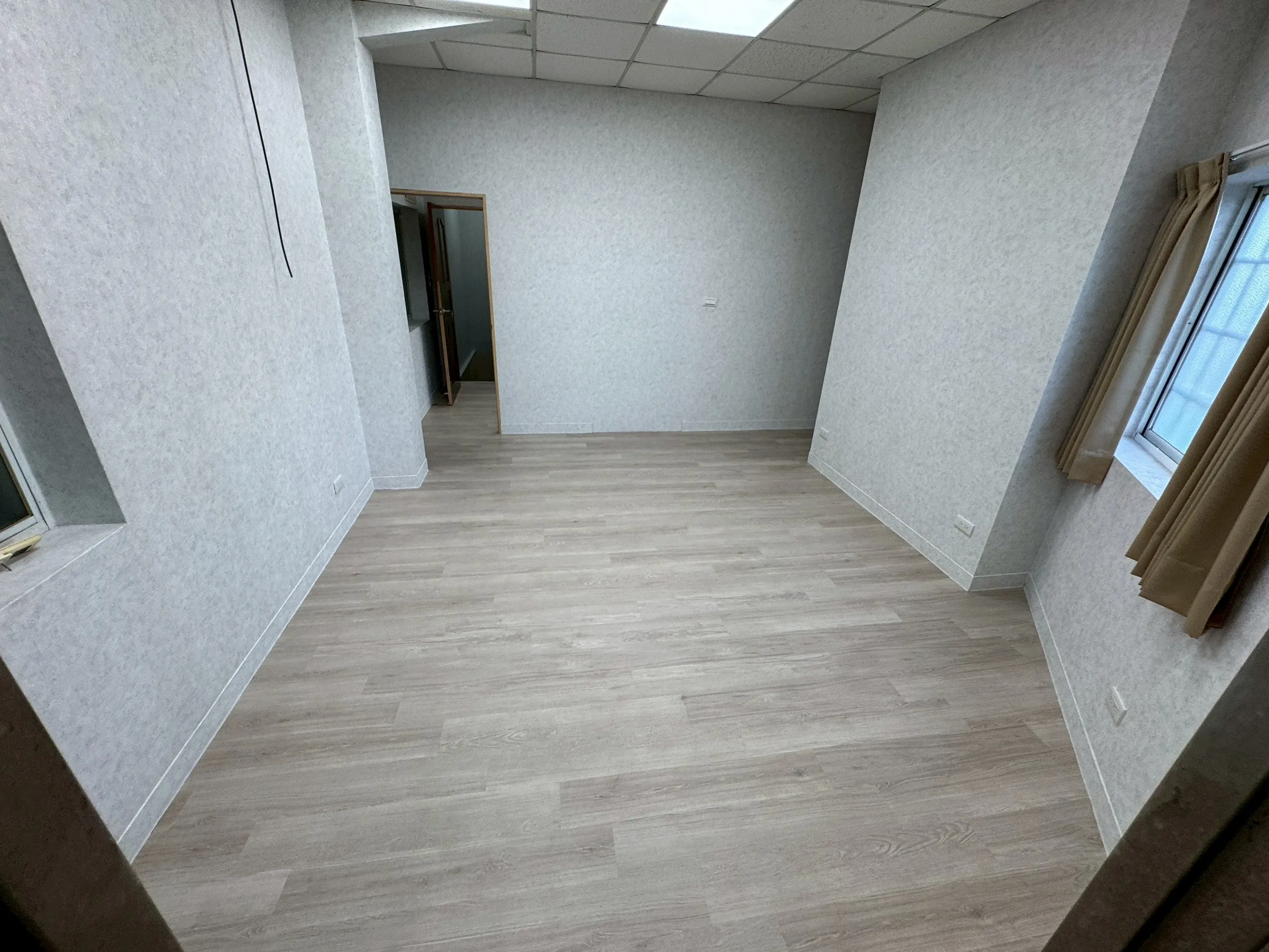 台中｜統包｜老屋翻新｜浴室翻修｜室內裝潢