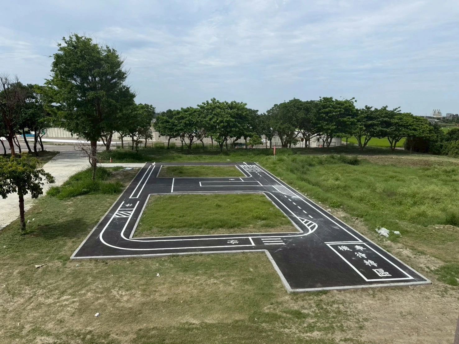 彰化大城鄉運動公園機車練習區瀝青道路與標線完工成果