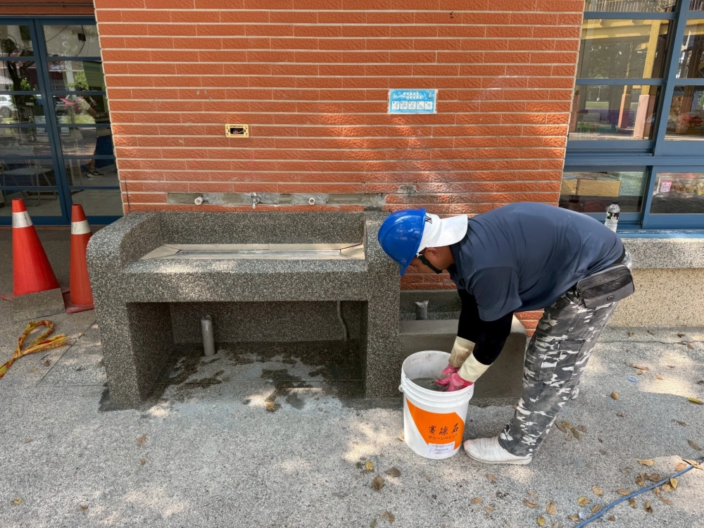 湖北國小<br />採光罩工程、洗手台改善工程