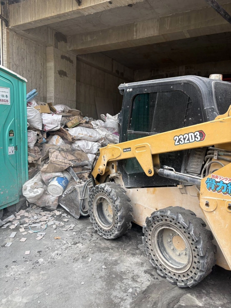 廢棄物清運-高雄左營新福段透天案