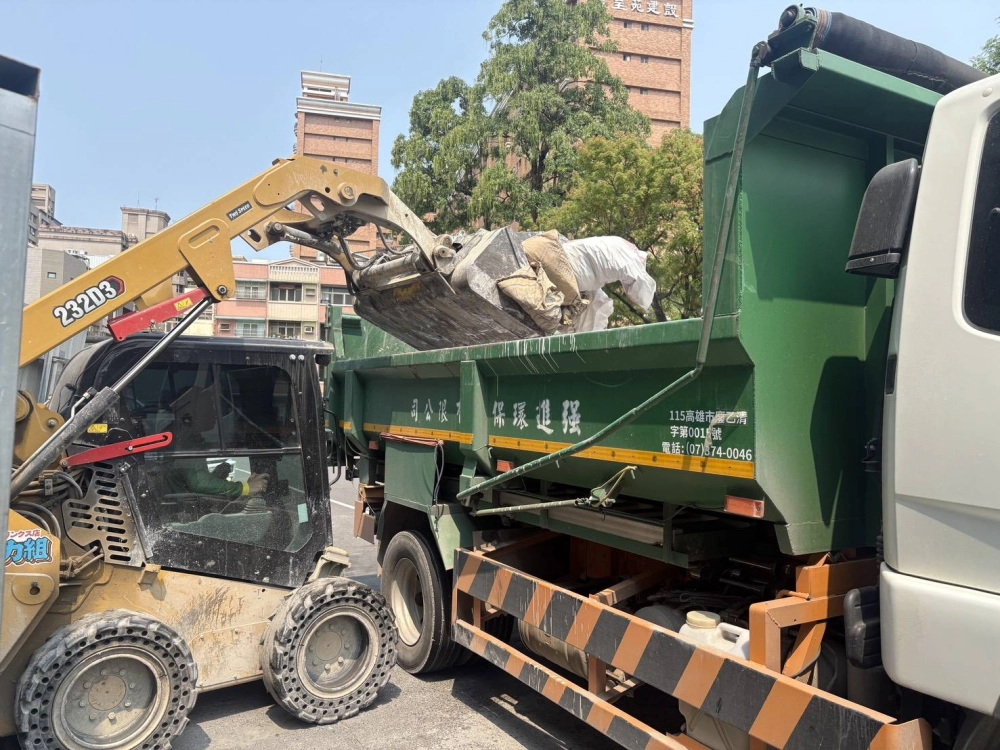 廢棄物清運-高雄左營新福段透天案
