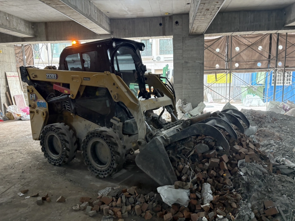 廢棄物清運-高雄鳳山鳳翔段透天案