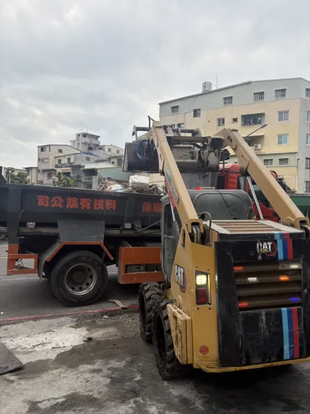 廢棄物清運-高雄苓雅福河段大樓案