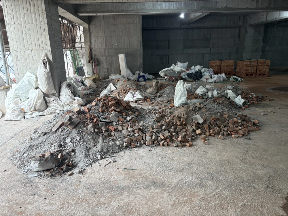 廢棄物清運-高雄鳳山鳳翔段透天案