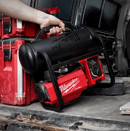 M18 FUEL™ 鋰電無碳刷 0.5HP 空壓機 M18 FAC-0