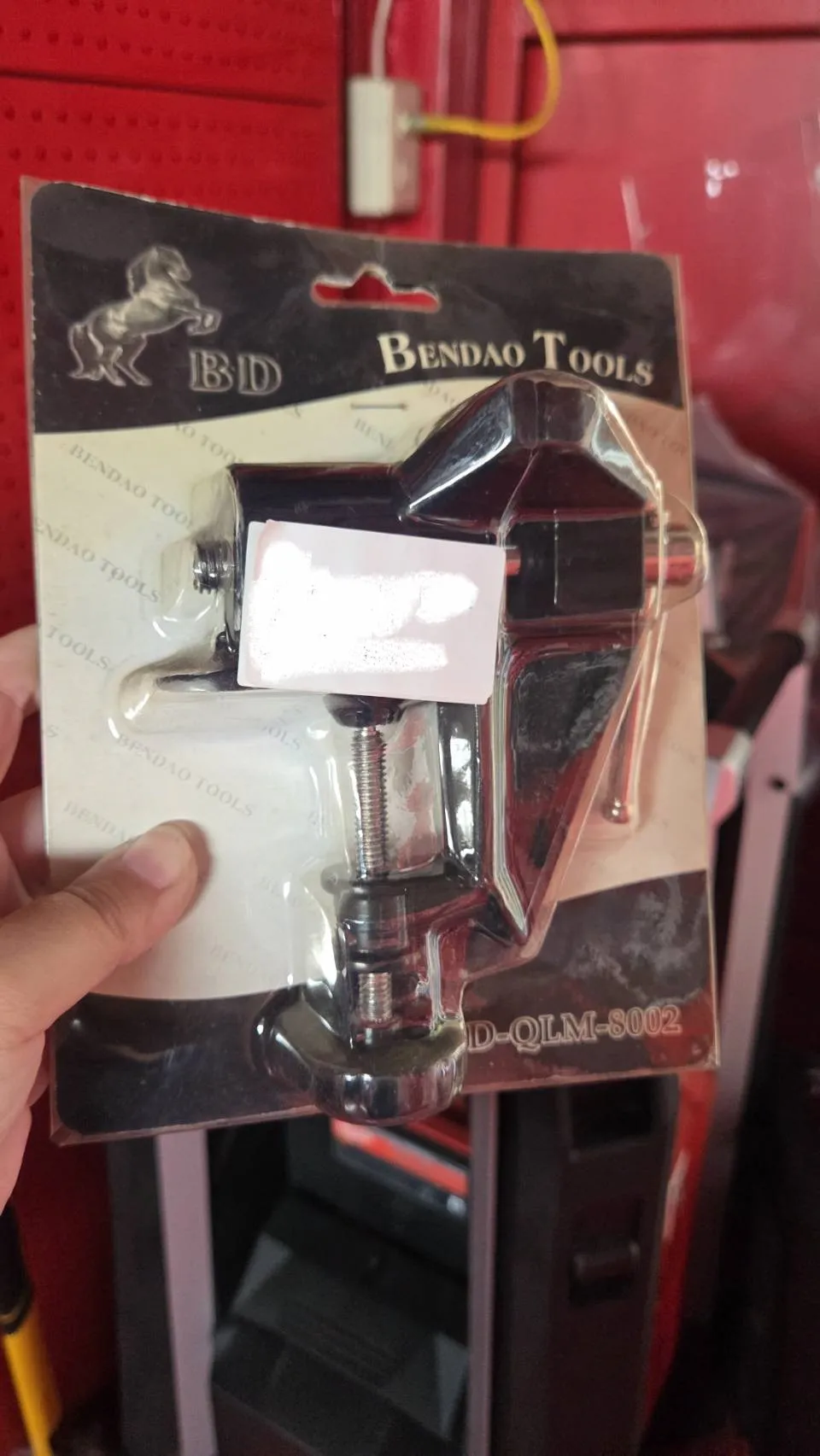 萬力／桌上型小虎鉗(黑)