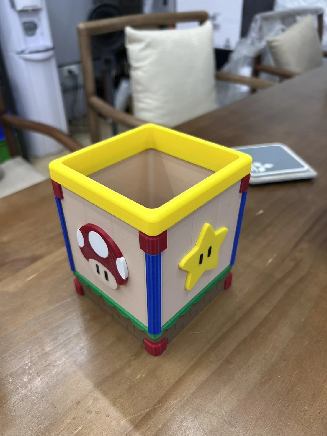 3D打印桌上垃圾桶
售價:新台幣399元
尺寸:13*13*25公分