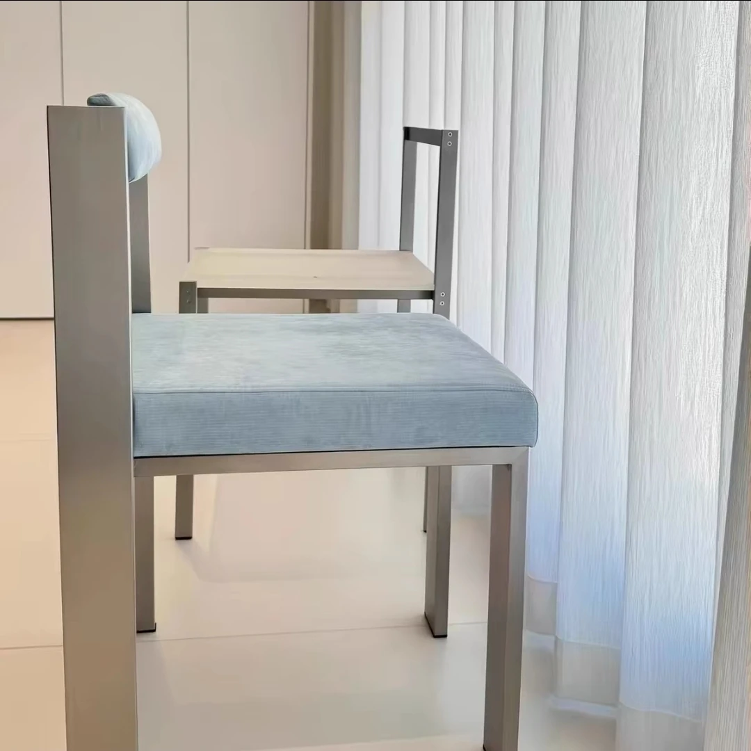 PFOTLI_北歐復古彩色餐椅
