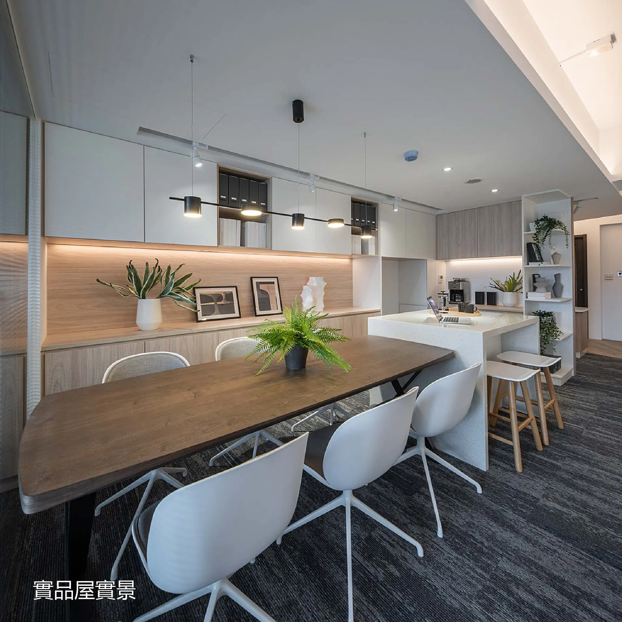 桃園【公司借址登記】首選 | Comspace自有產權無遷址風險