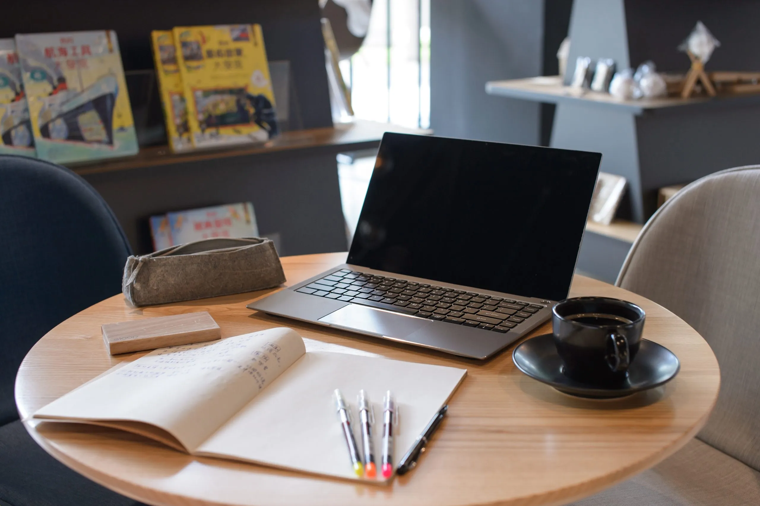 統一發票章一定要有電話嗎?