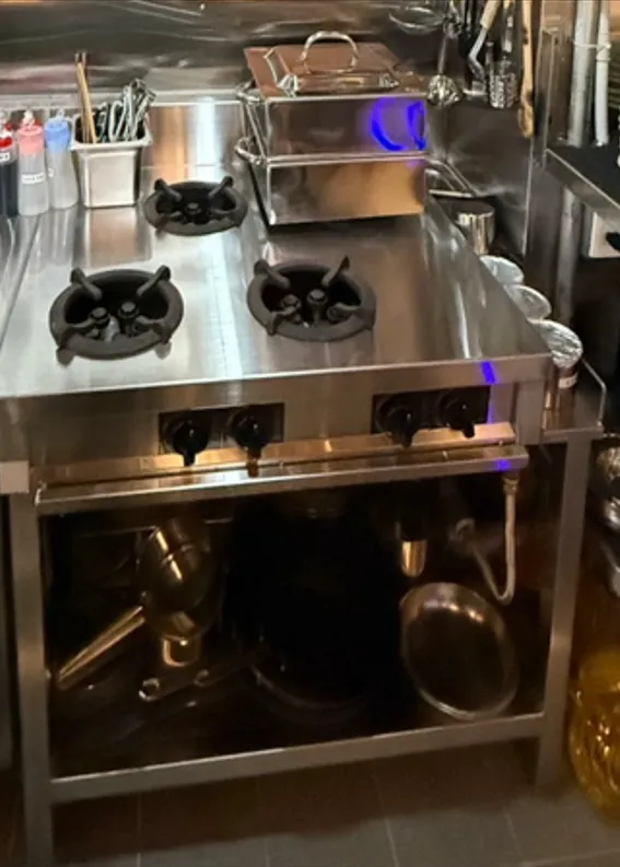 四口烏龍爐工作台