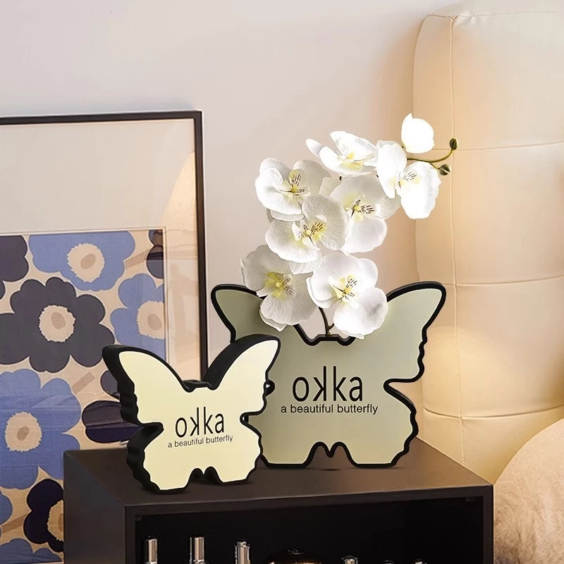 蝴蝶裝飾畫花器擺件 玄關客廳電視櫃房間 現代小眾裝飾品 是花器也是軟裝擺飾優選 台灣出貨