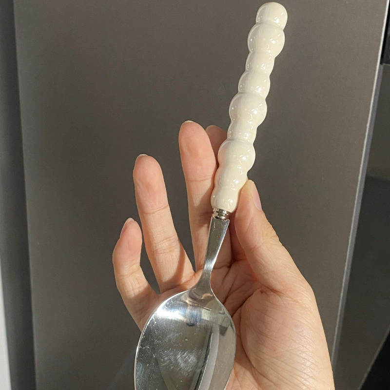 法式餐具碗碟套裝家用高顏值女生吃飯可愛陶瓷碗具新款浮雕餐具