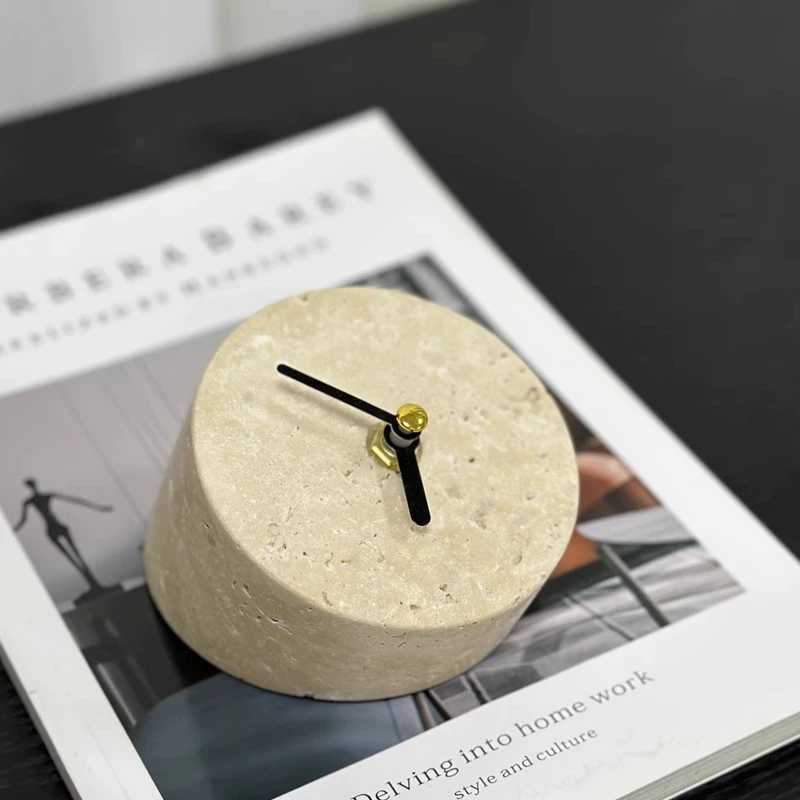 現代侘寂風大理石黃洞石鐘錶家居樣板間裝飾擺件法式中古創意個性
