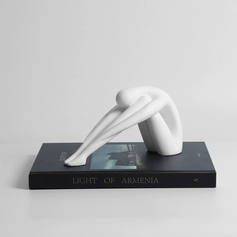 樣板間簡約白色抱膝人物抽象擺件人體藝術客廳臥室藝術裝飾品