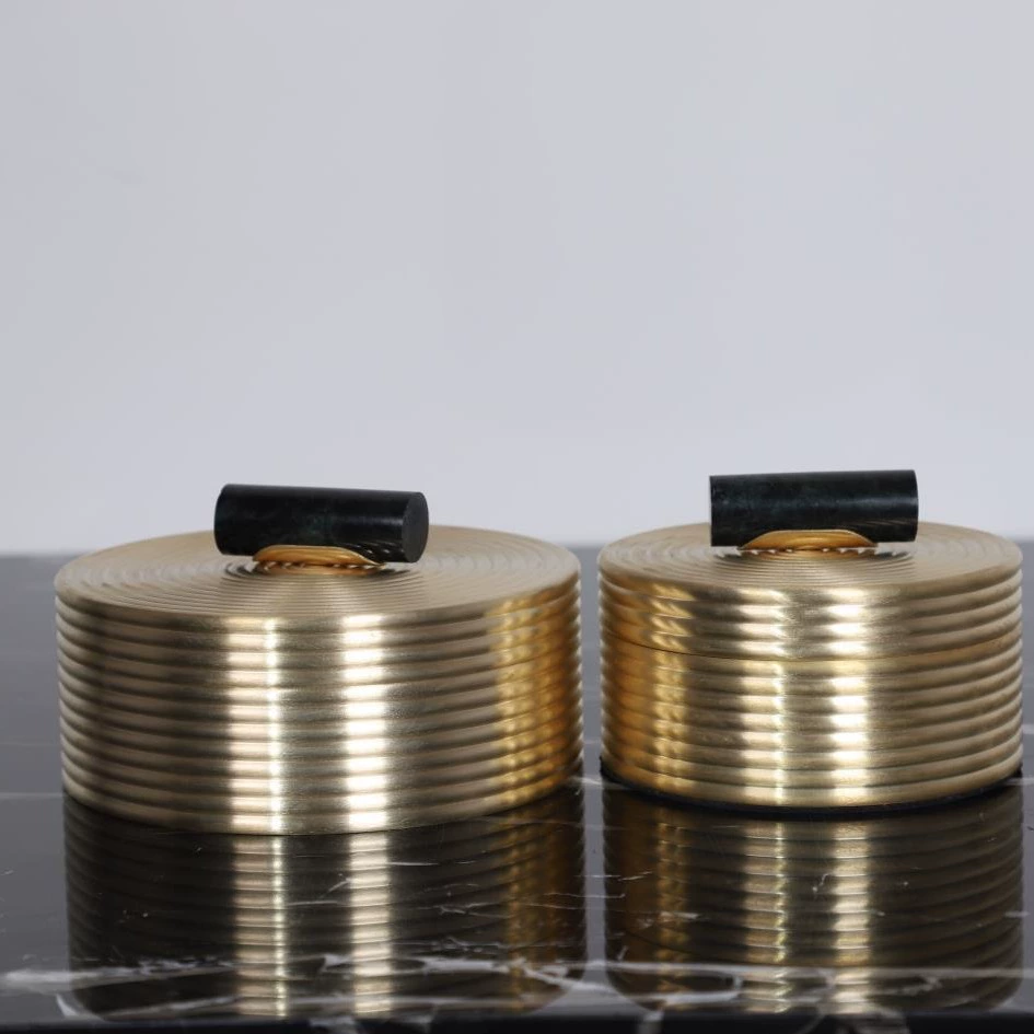 現代新中式擺件樣板間臥室妝台銅色首飾盒圓形首飾盒書房裝飾盒