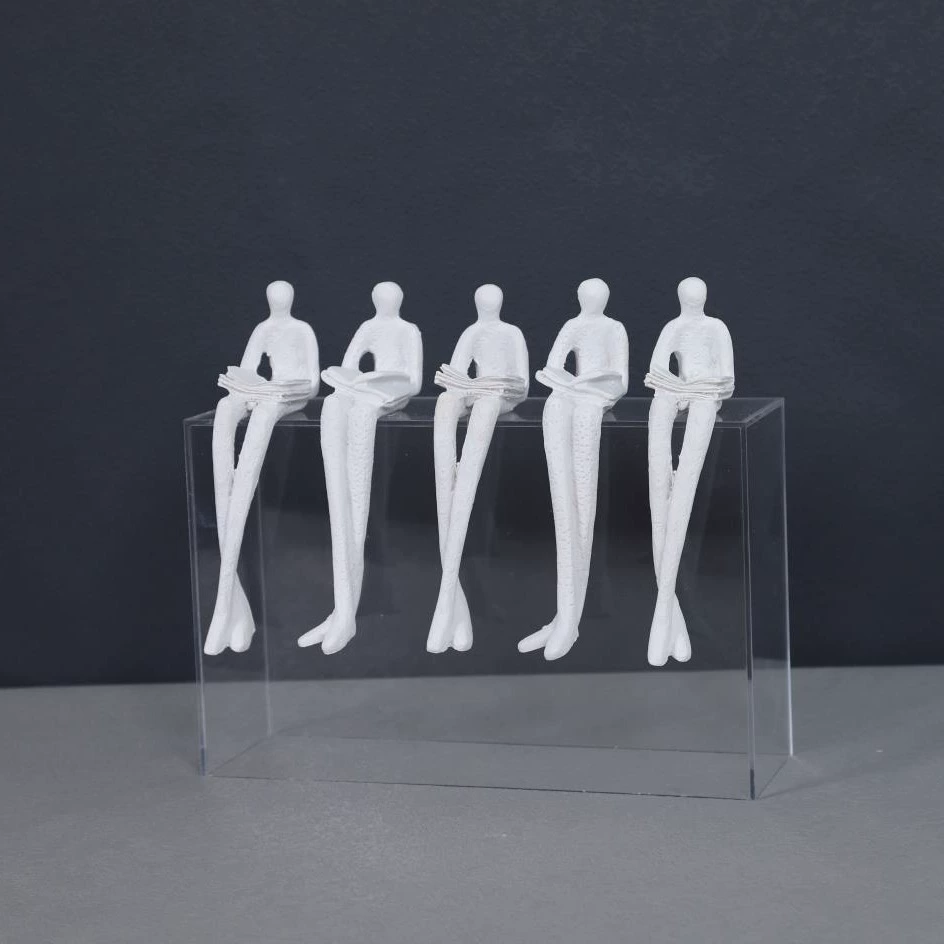 閱讀讀書輕奢幾何現代樣板房書房書櫃看書小人擺件飄客廳軟裝飾品