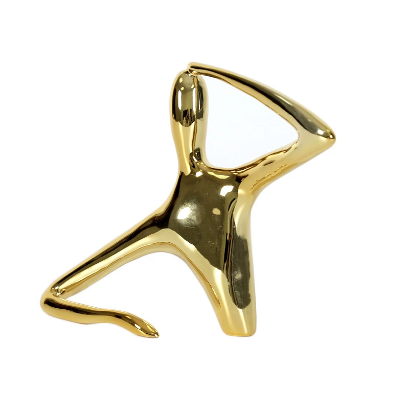 現代創意簡約輕奢遠方抽象金色人物桌面擺件樹脂樣品屋客廳藝術