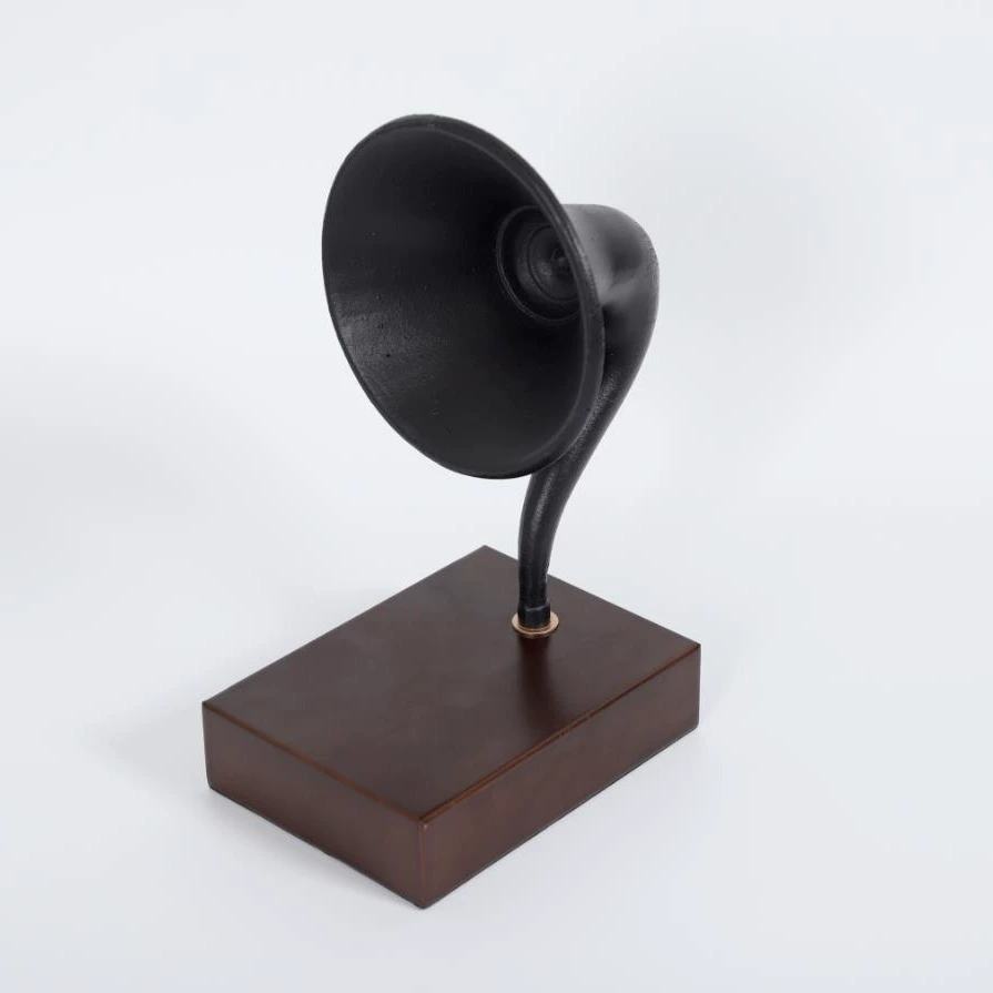 現代音樂主題模擬立式黑膠復古唱片機留聲機樣品屋售樓處書房擺件