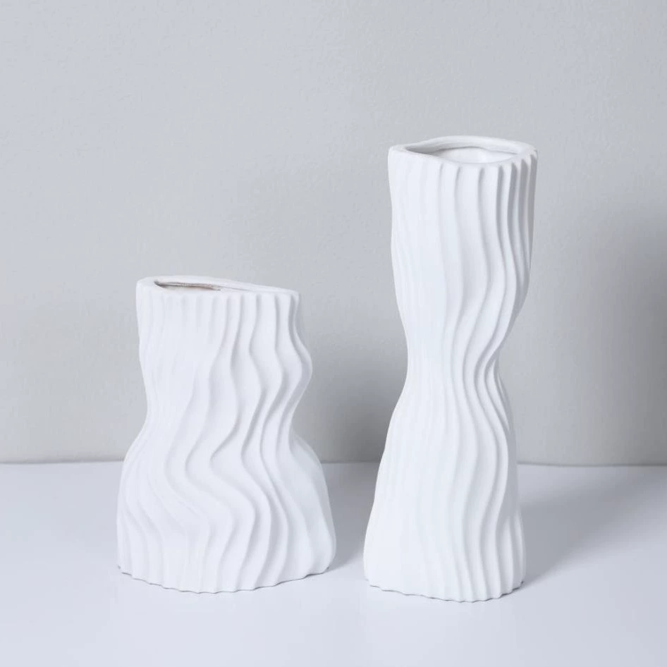 現代簡約黑色白色波紋收腰花器樣板房桌面裝飾藝術花瓶擺件