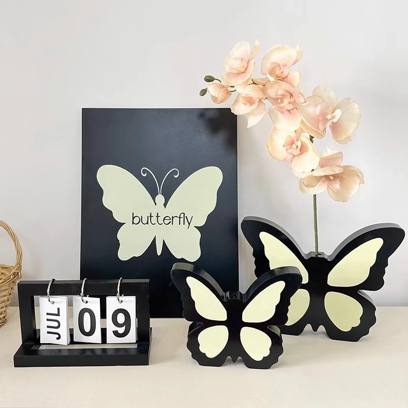 蝴蝶裝飾畫花器擺件 玄關客廳電視櫃房間 現代小眾裝飾品 是花器也是軟裝擺飾優選 台灣出貨