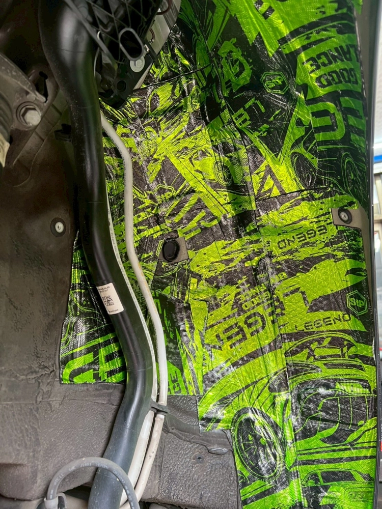 2023 Skoda Octavia 旅行式 四輪拱使用進口材料 STP綠能輕量制震墊