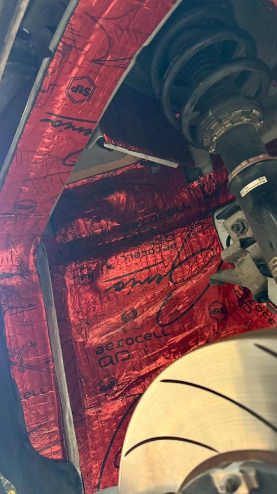 Volvo V60刺紅降噪工程解決噪音困擾