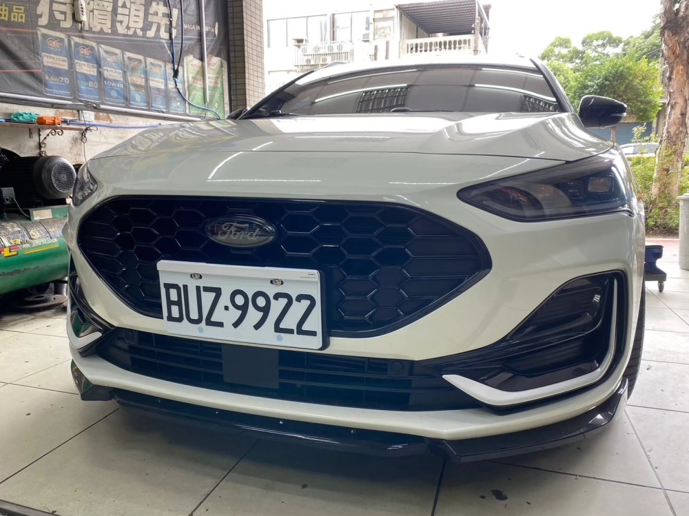 Focus ST Wagon STP白金版四車門三層隔音 四輪輁雙層