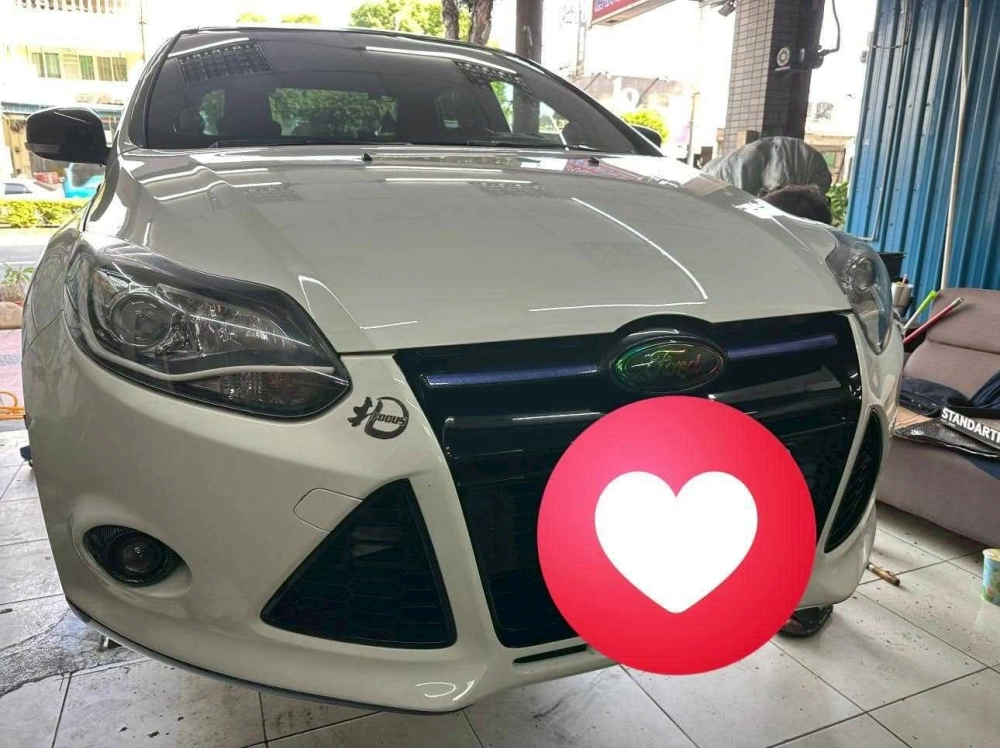 福特 FOCUS STP四輪拱黃金版寧音