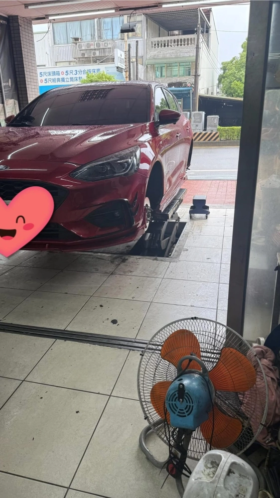 福特 FOCUS輪胎噪音困擾解決