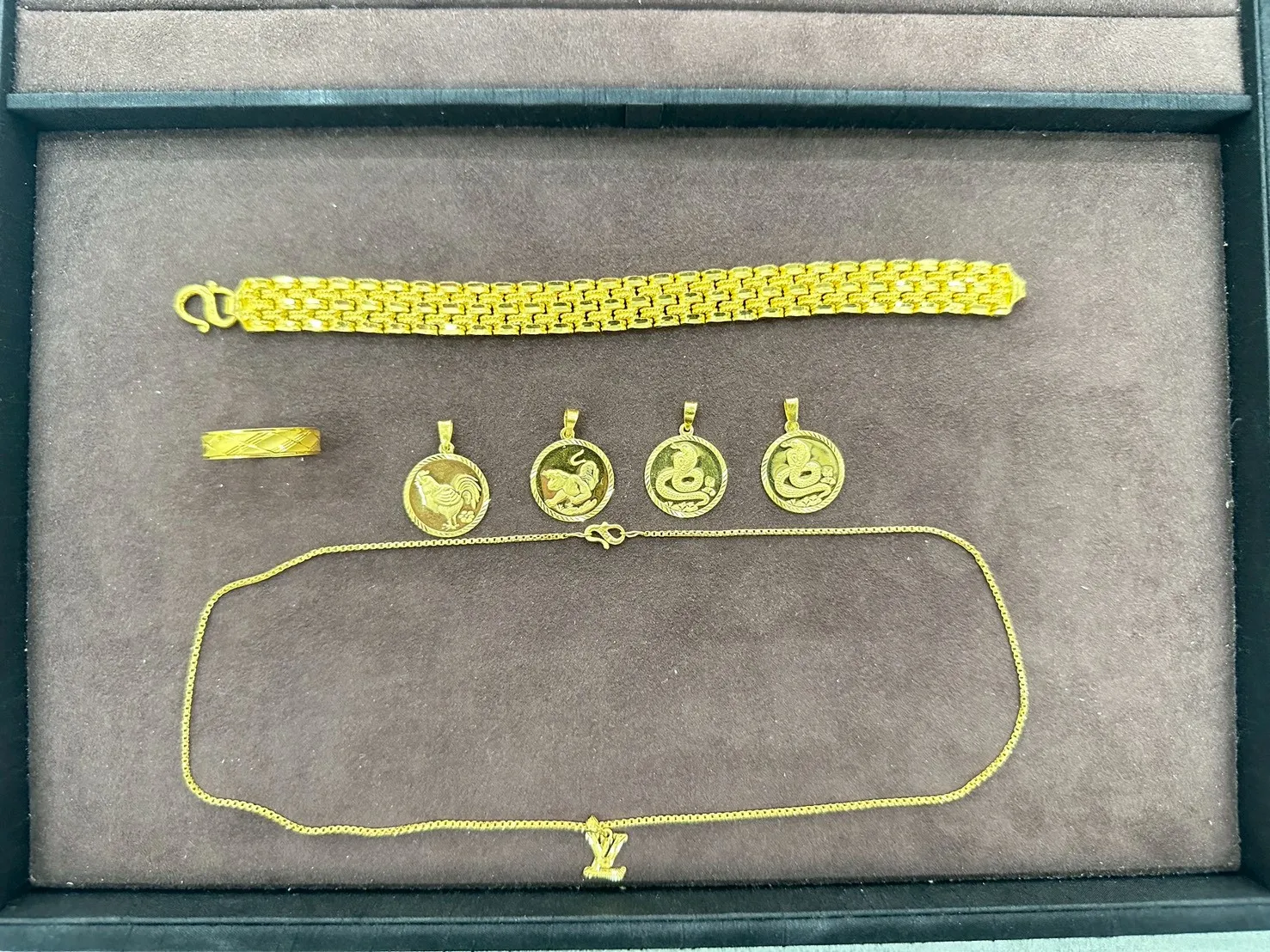 999各式金飾 / 黃金手鍊 / 黃金項鍊