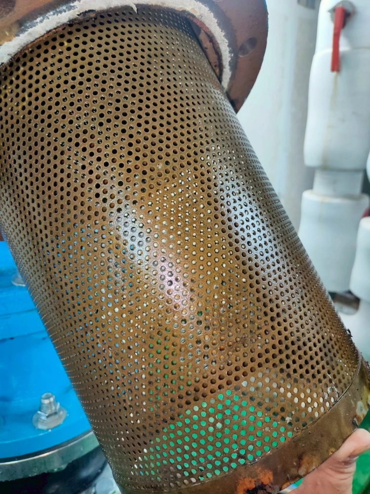 商用大型冰水主機水冷式保養清洗