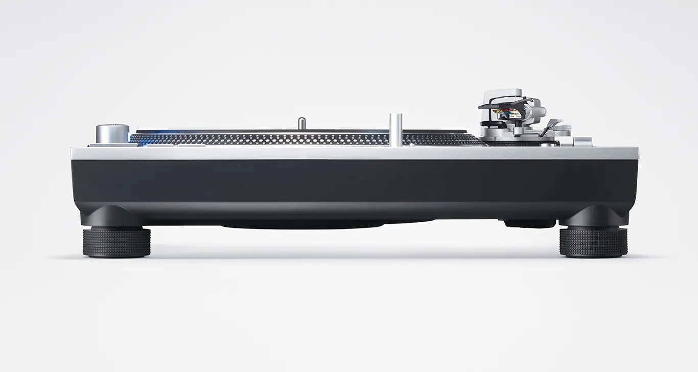 日本Technics SL1200GR2 直接驅動轉台系統 二聲道 LP 黑膠 唱盤