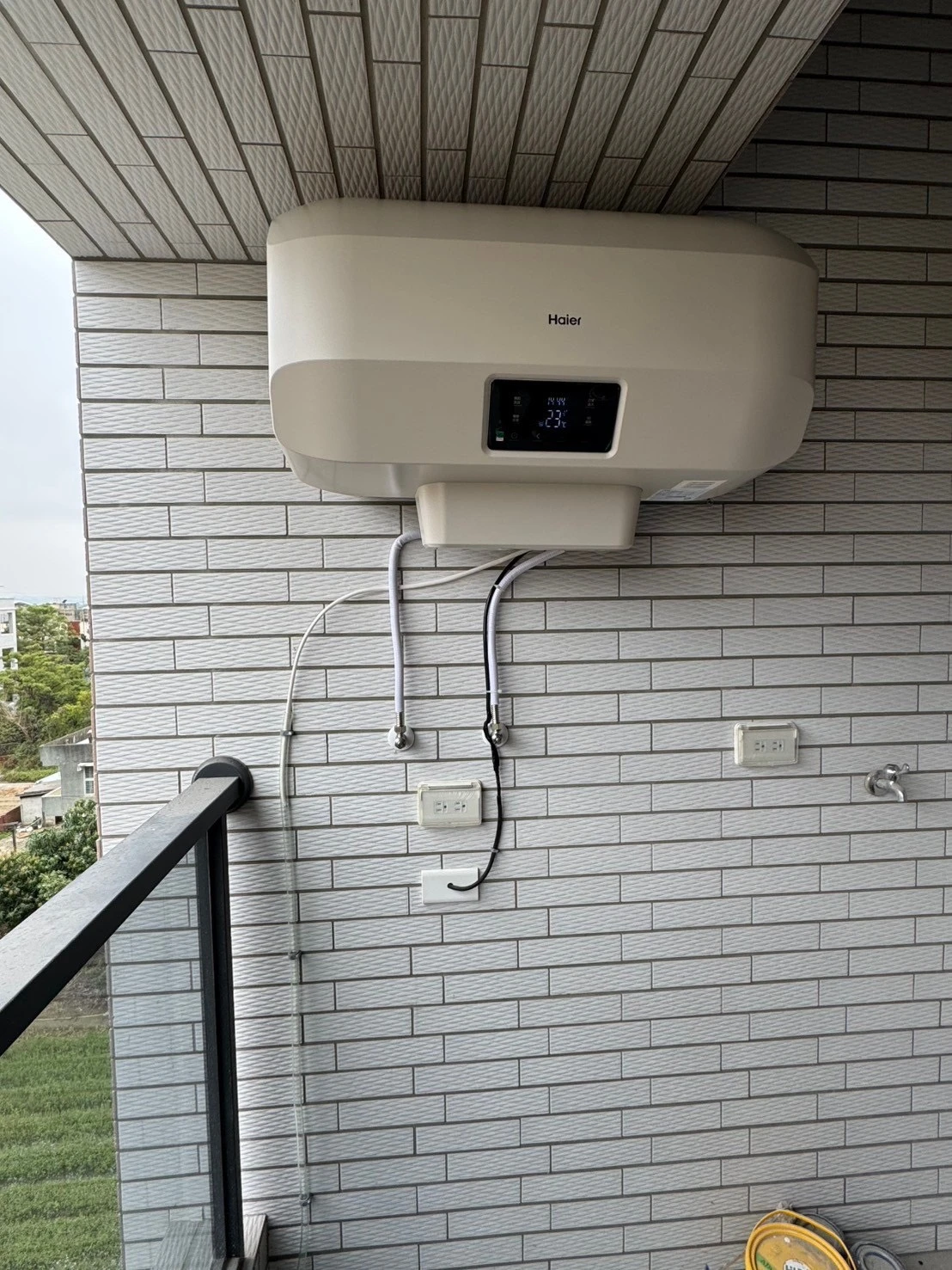 電熱水器