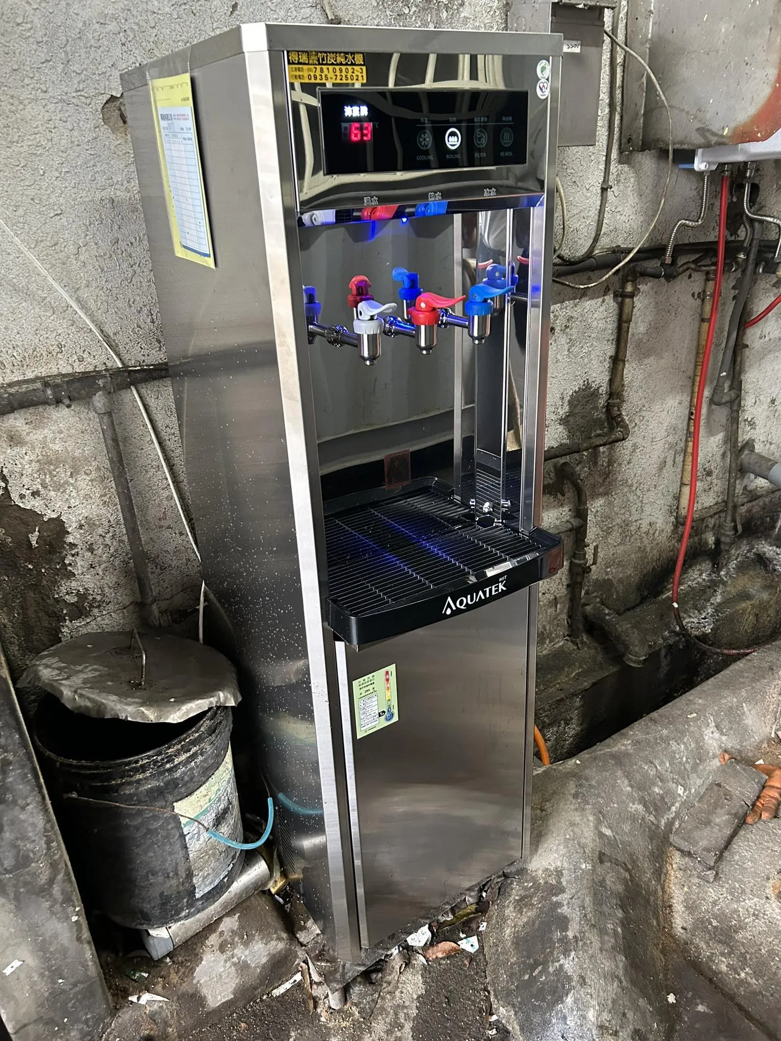 台南市後壁區三新紙業-安裝沛宸牌直立式三溫飲水機