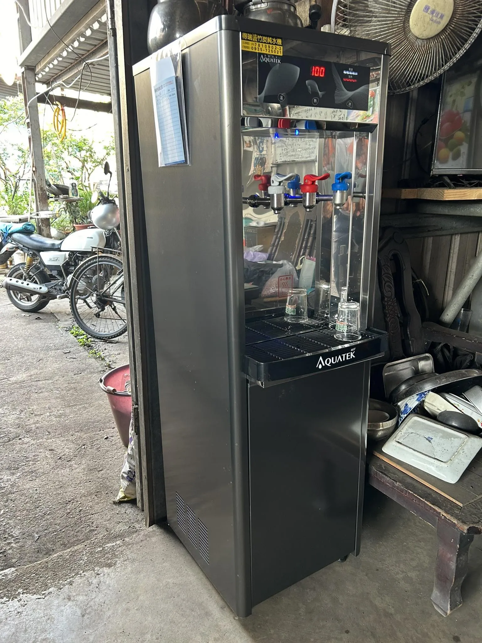 嘉義市銘昱鑄造有限公司-安裝沛宸牌直立式三溫飲水機