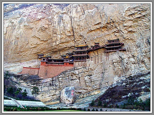 山西懸空寺--中國古代建築藝術