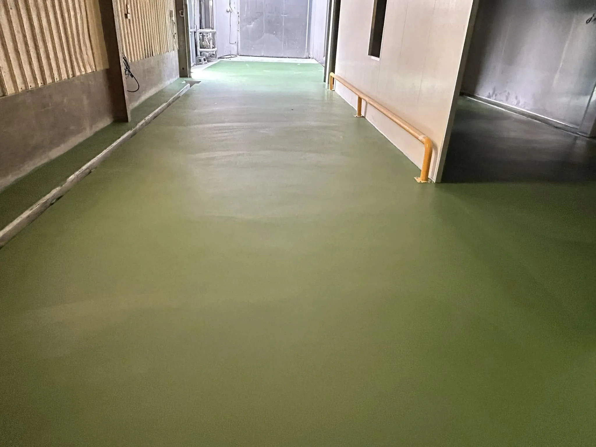 #聚氨酯工業地板 #舊有破損Epoxy塗料刨除