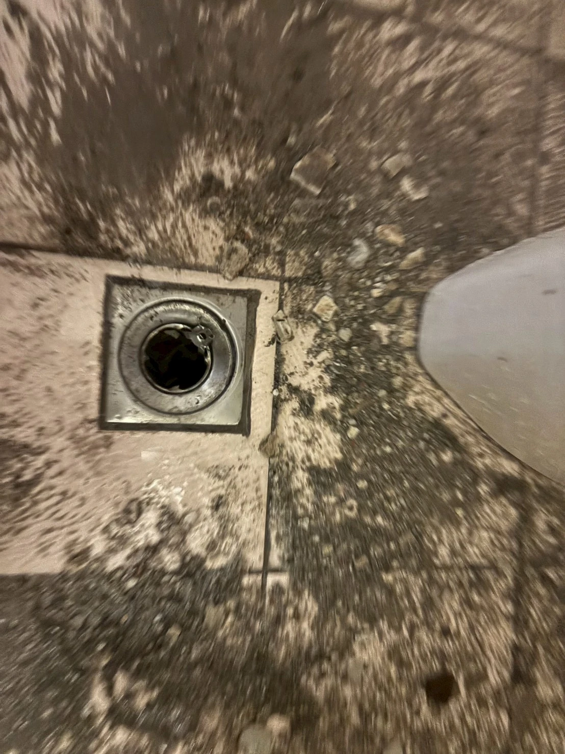 台中市北區賴先生水管内有異物滯留造成阻塞