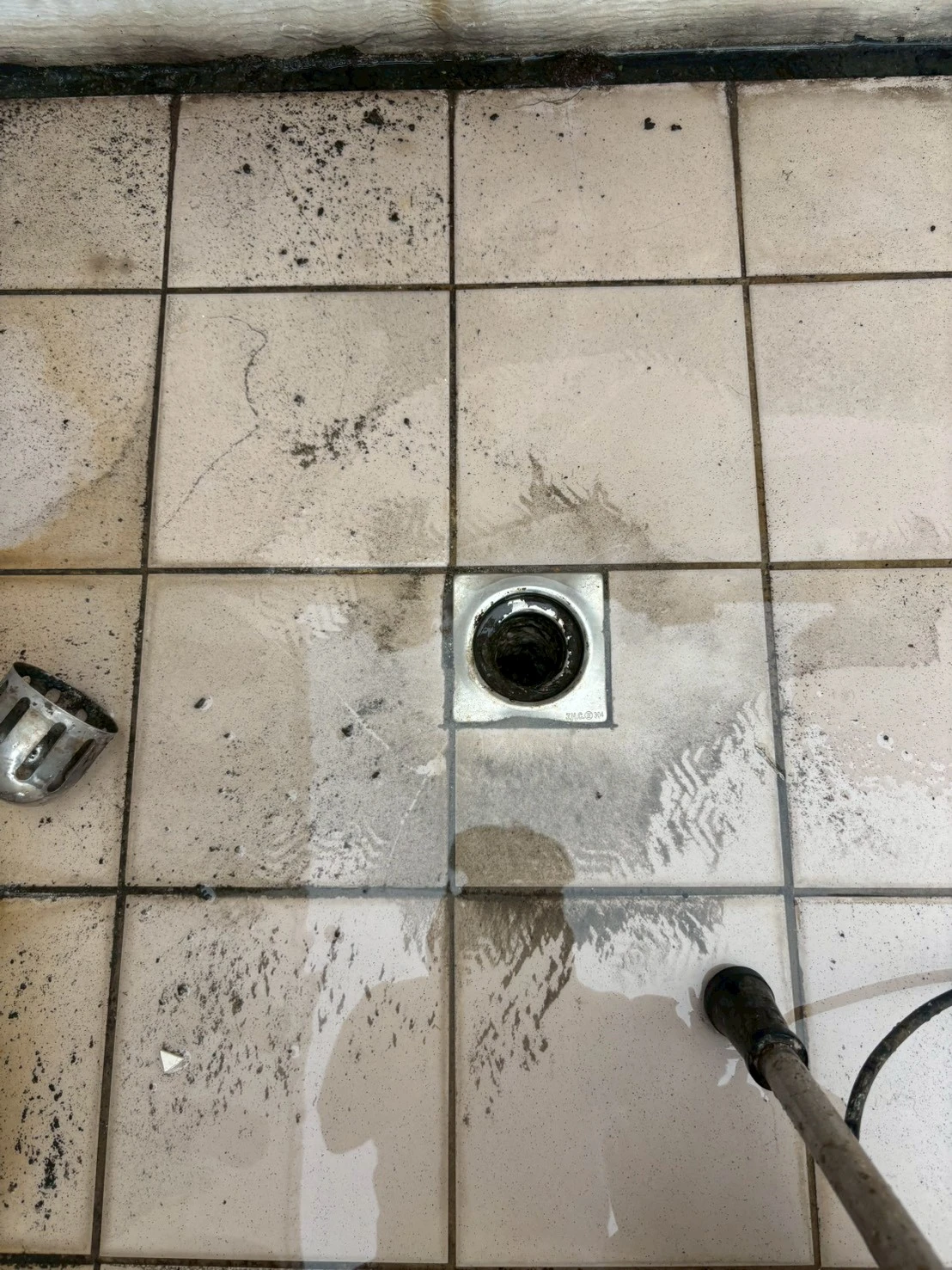 沙鹿區社區頂樓排水疏通