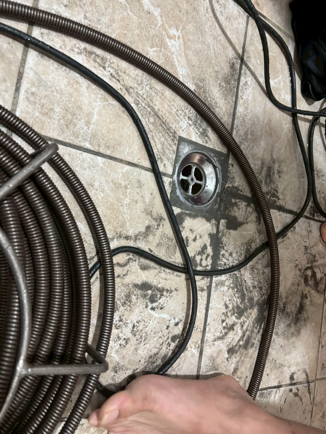 西區黃先生浴室排水疏通