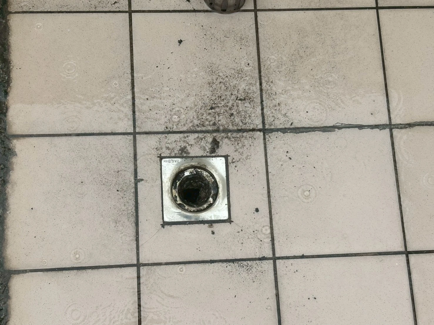 沙鹿區社區頂樓排水疏通