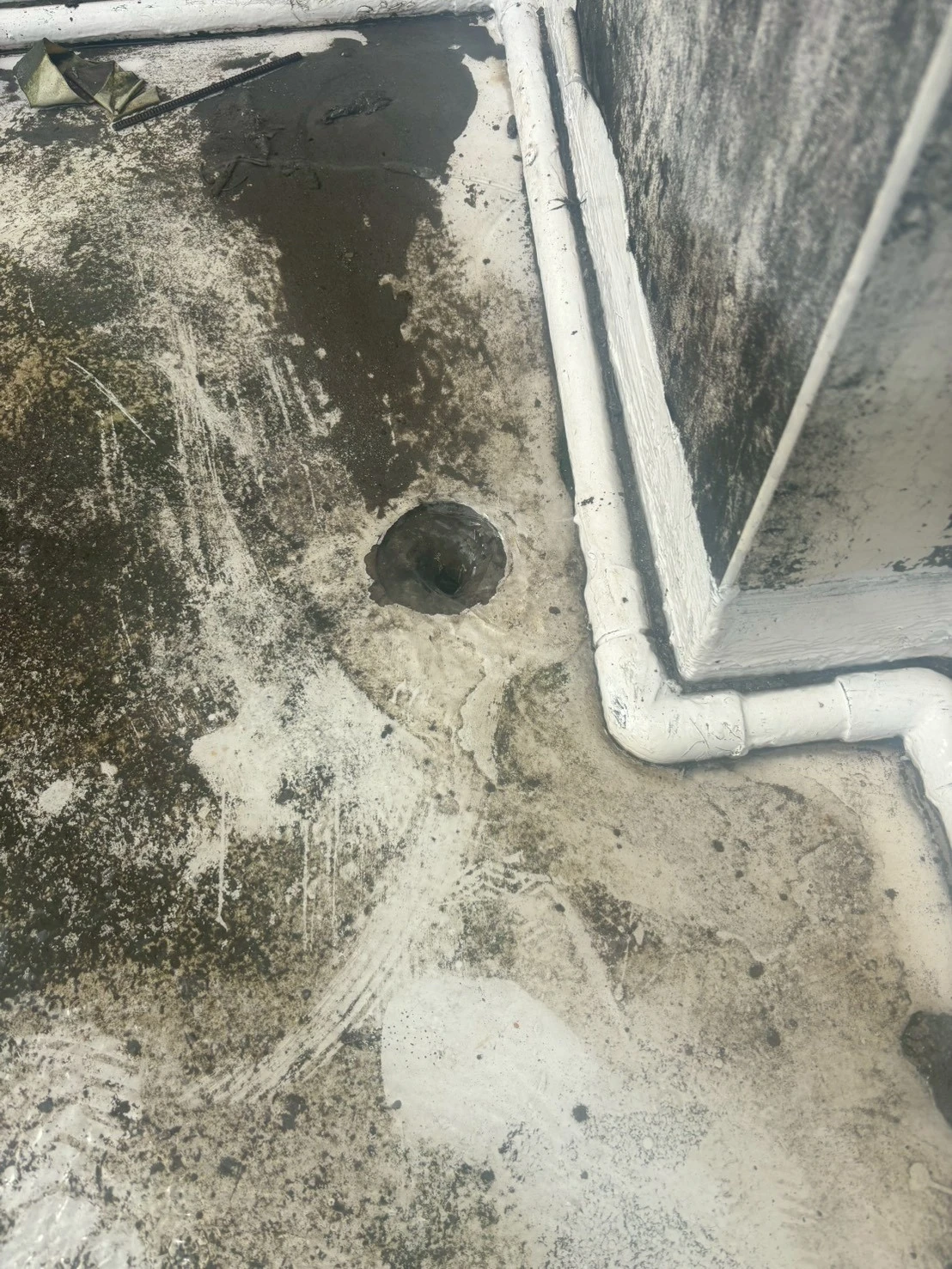 台中通管推薦/西區通管/周先生屋頂雨排通管