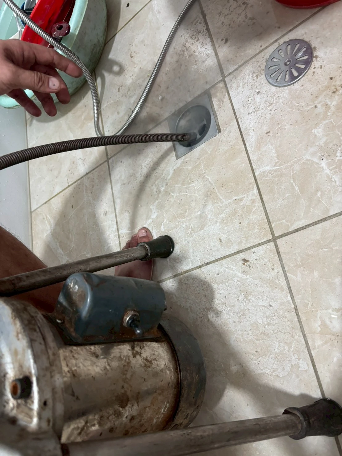 西區黃先生浴室排水疏通