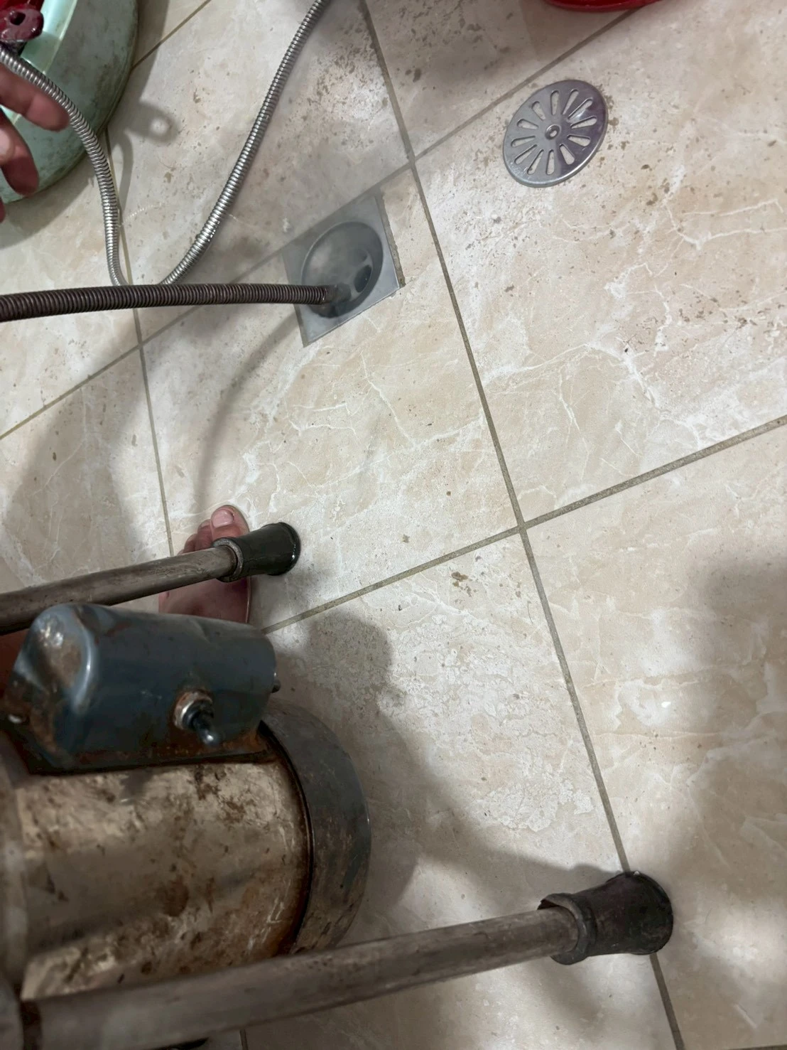 西區黃先生浴室排水疏通