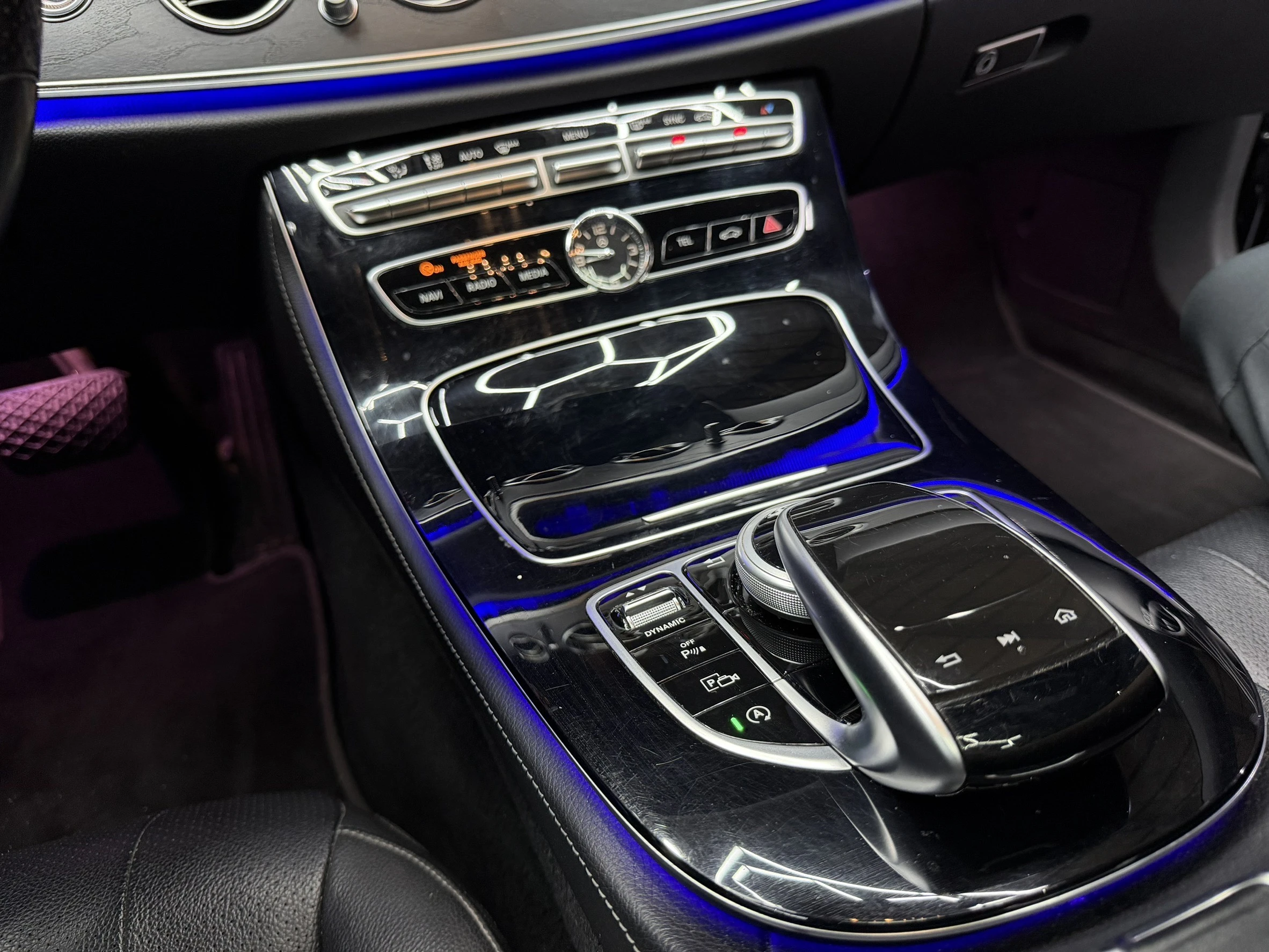 Mercedes Benz E300