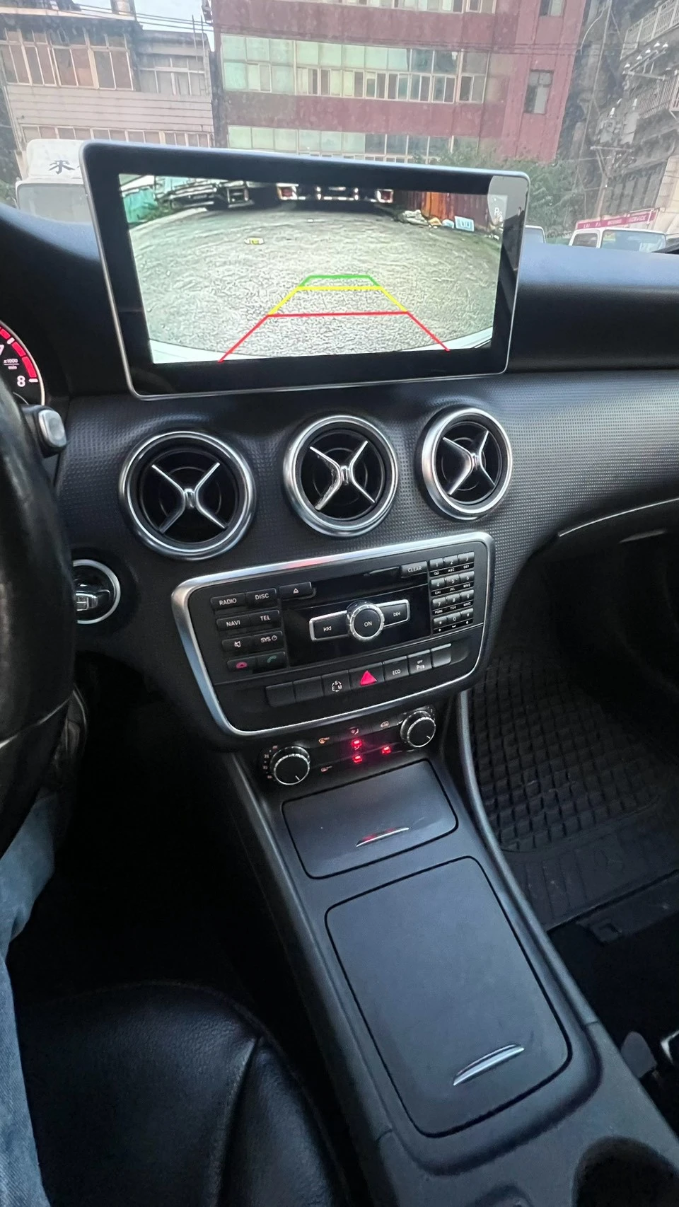 Mercedes-Benz A180