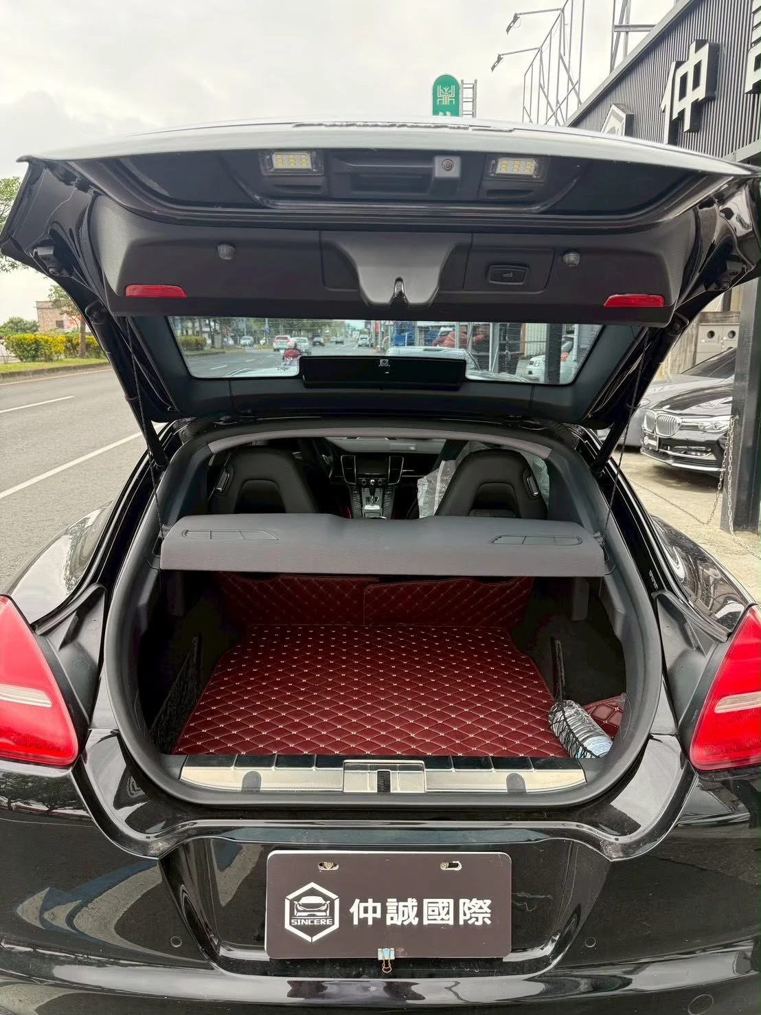 Porsche Panamera S