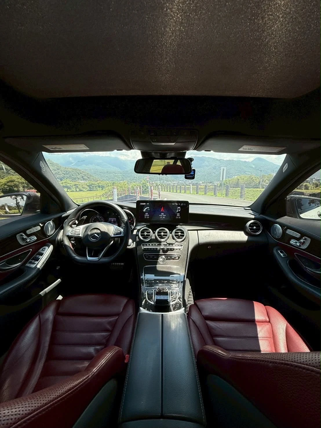 Mercedes-Benz C300